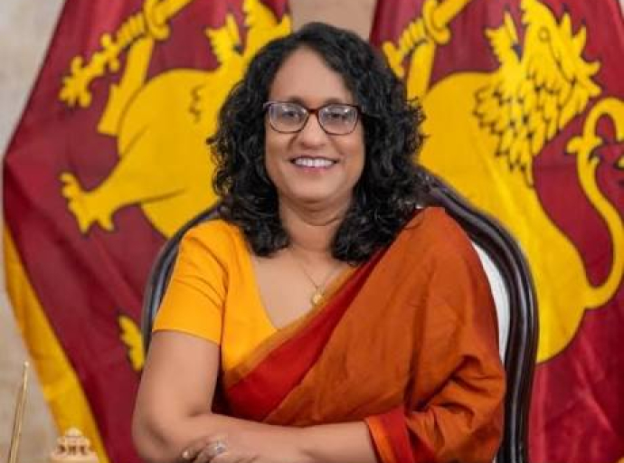 பெண்கள் பற்றிய உலகத் தலைவர்கள் மாநாட்டில் பங்கேற்கப் பிரதமர் சீனா பயணம்